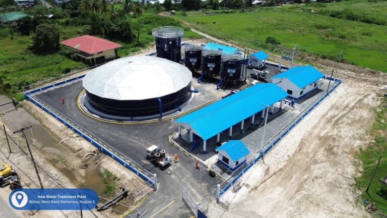 Usine de traitement de l'eau de 1,3 milliard de dollars commandée au Pays de Galles