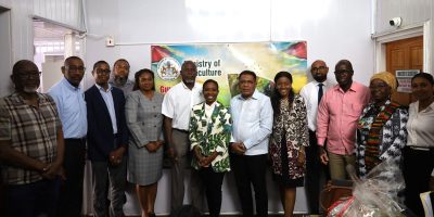 Le ministre de l&rsquo;Agriculture de la Barbade en Guyane pour des discussions sur la collaboration régionale