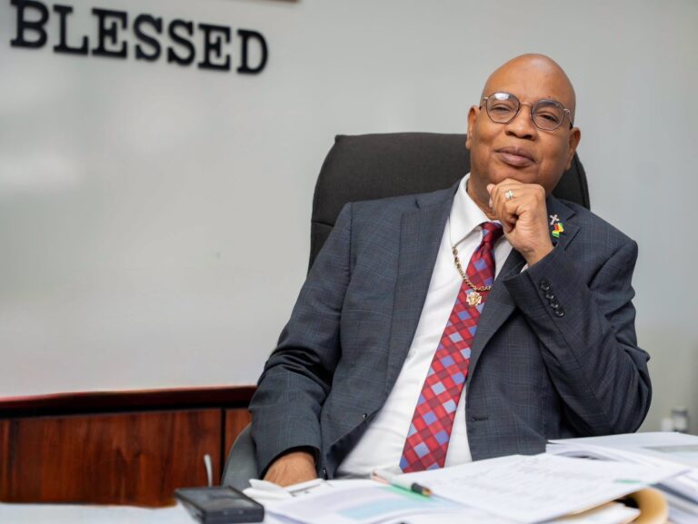 Le gouvernement a absorbé des milliards pour protéger les Guyanais de la hausse des coûts de transport – Edghill