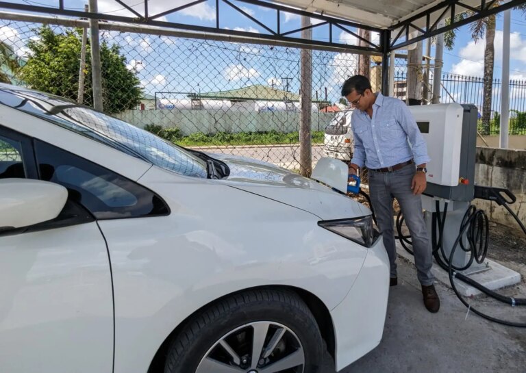 La Guyane disposera de 24 bornes de recharge publiques pour véhicules électriques d&rsquo;ici la fin de l&rsquo;année