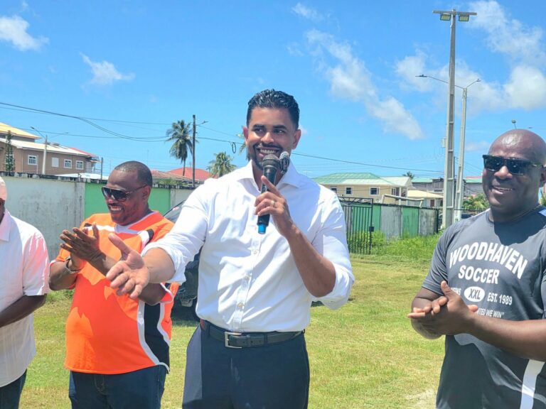 Le gouvernement va installer des terrains de tapeball dans chaque région – Ramson Jr.