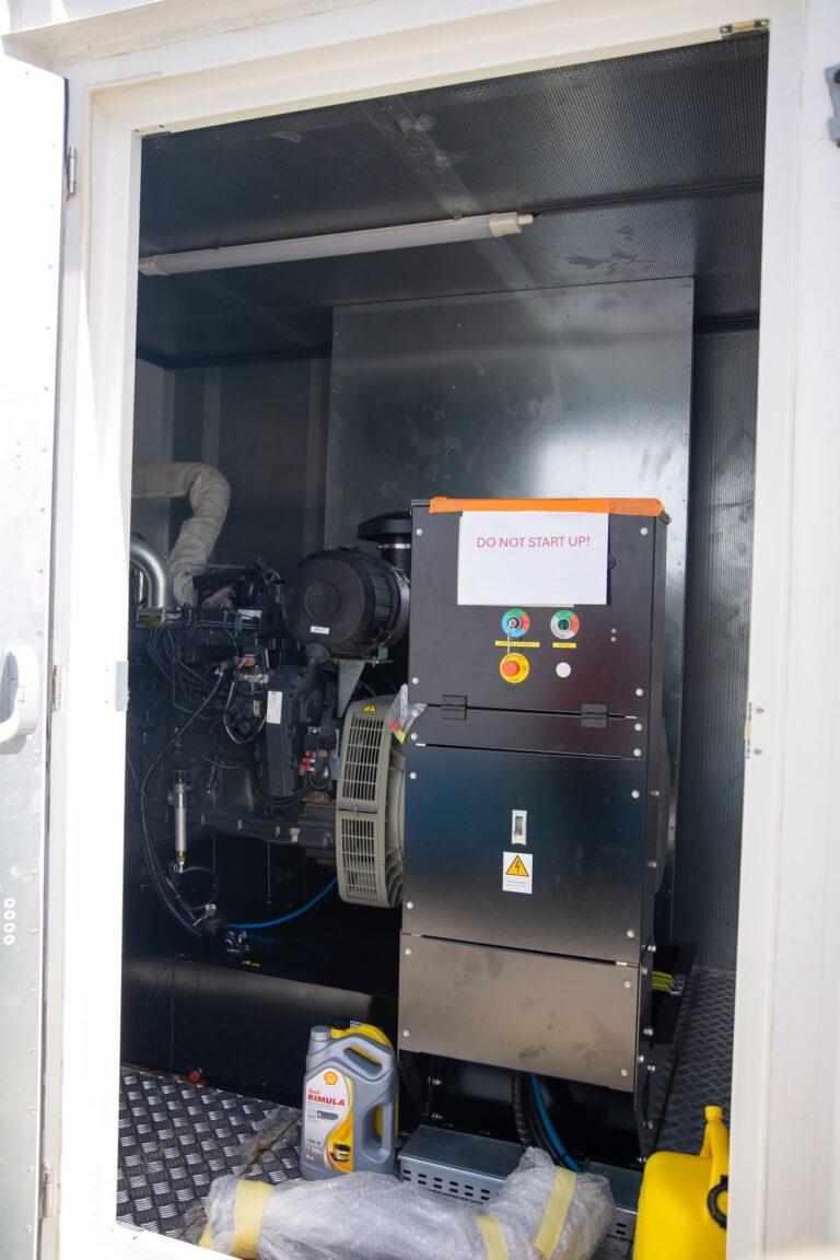 1er appareil IRM en cours d&rsquo;installation au GPHC