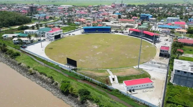 Le stade Anna Regina sera doté de l&rsquo;une des surfaces à séchage le plus rapide des Caraïbes — Ministre Jacobs