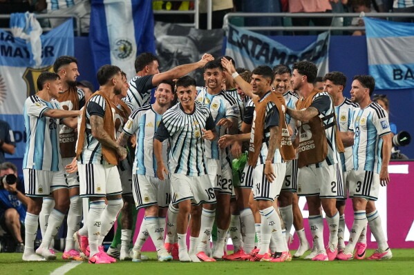 L&rsquo;Argentine bat le Cap-Vert 3-2 dans un thriller en prolongation
