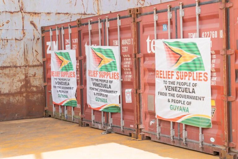 88 conteneurs de fournitures de secours prêts pour le Venezuela – PM Phillips