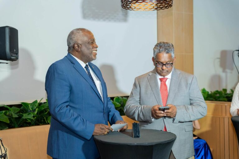 Des systèmes maritimes modernes sont essentiels à la croissance et à la compétitivité régionale du Guyana – PM