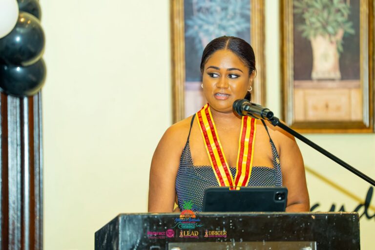 Le Dr Kimberly Manbodh, guyanais, prend la direction du district Rotaract 7030