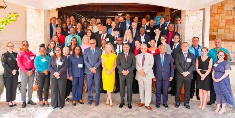Le gouvernement réaffirme son engagement à protéger l&rsquo;intégrité du drapeau guyanais lors du Symposium mondial sur la sécurité maritime