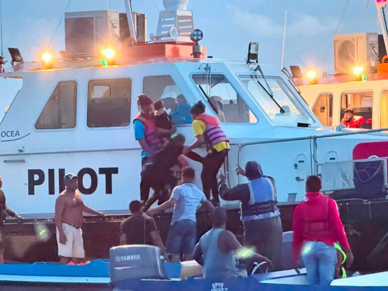 15 enfants parmi 67 secourus jusqu&rsquo;à présent alors que les efforts de recherche se poursuivent après le chavirage du MV Barima