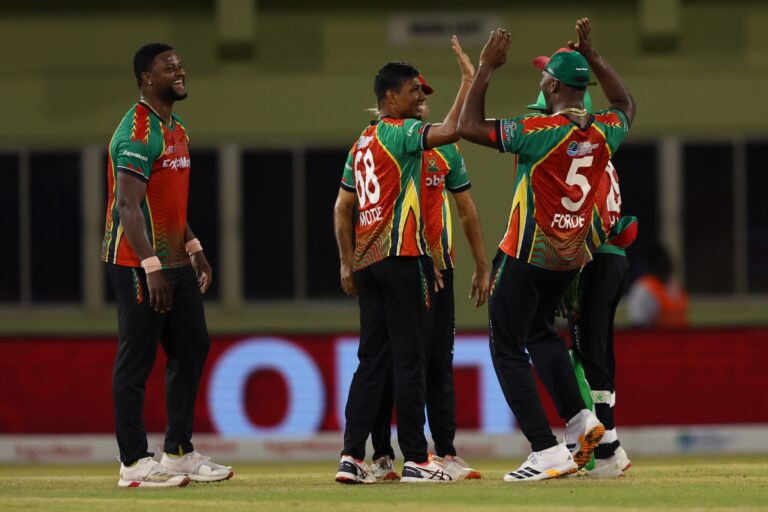 Les Amazon Warriors remportent la première place avec une victoire de 53 points contre Lahore Qalandars