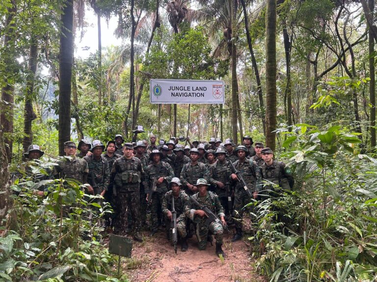 GDF classe une formation complète à la vie dans la jungle brésilienne