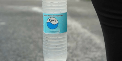 Le gouvernement injecte 496,3 millions de dollars pour créer la première usine d’embouteillage d&rsquo;eau appartenant à l&rsquo;État
