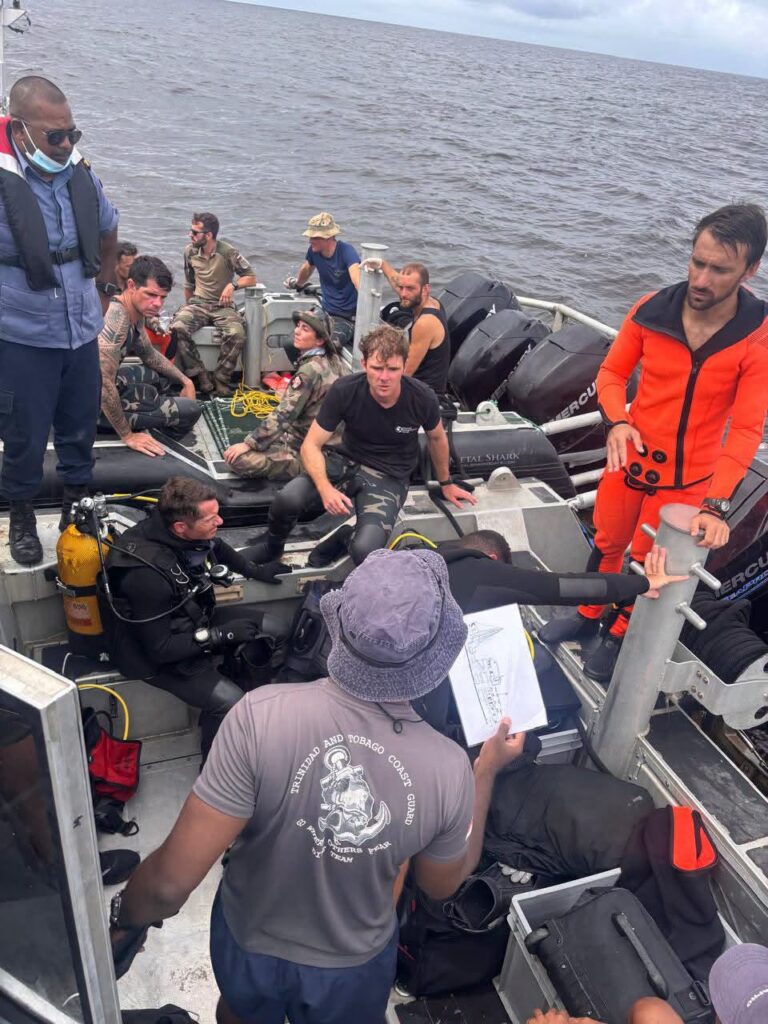 Un autre corps retrouvé alors que l&rsquo;opération de récupération du MV Barima se poursuit 24 heures sur 24