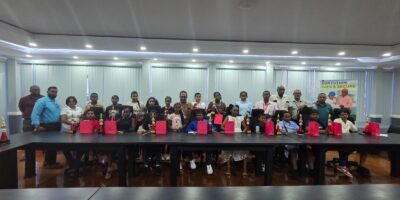 GAWU remet des bourses aux enfants de ses membres